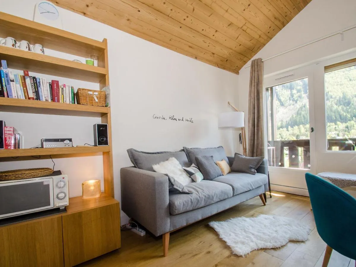 Appartement Cosy Avec Balcon Et Wifi A Chamonix - Fr-1-343-203