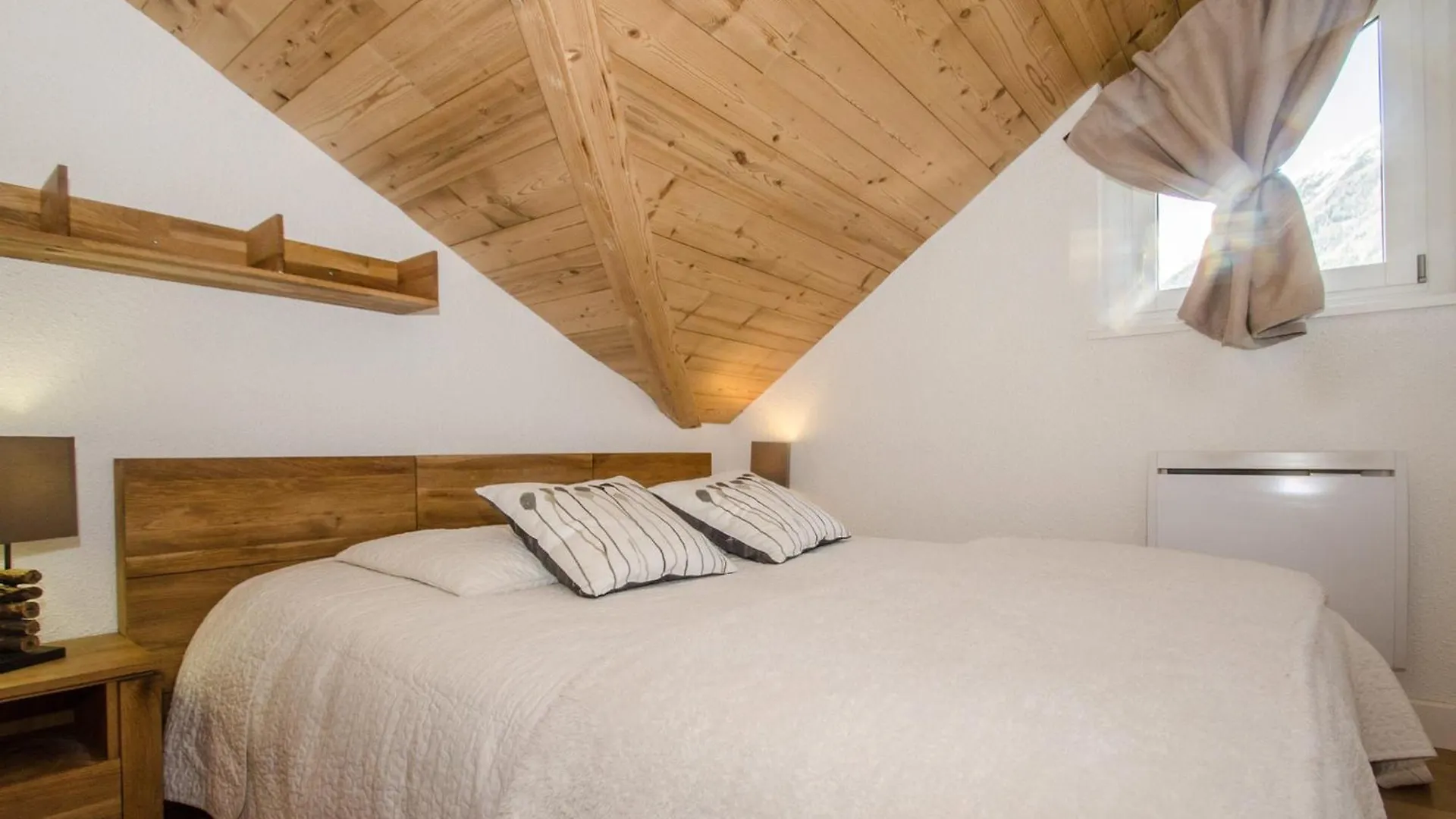 Appartement Cosy Avec Balcon Et Wifi A Chamonix - Fr-1-343-203 0*,  France